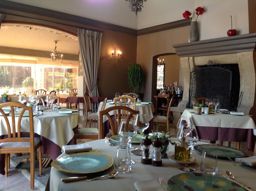 Les Chambres Du Restaurant Le Castellaras - Teritoria Fayence Exteriör bild